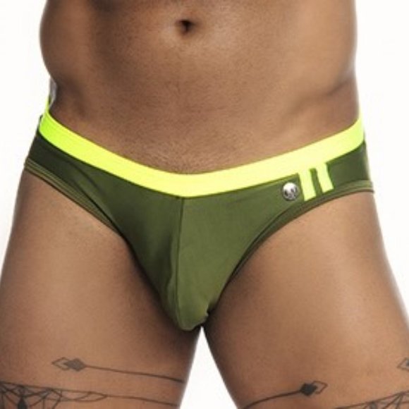 GIGO POWER GREEN SWIM BRIEF - Picture 1 of 5